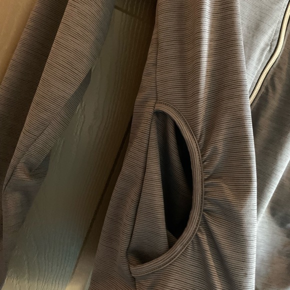 NWT All in motion light jacket gray size medium - Picture 3 of 8